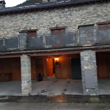 Adosado En Villanua Con Wifi Exterior photo
